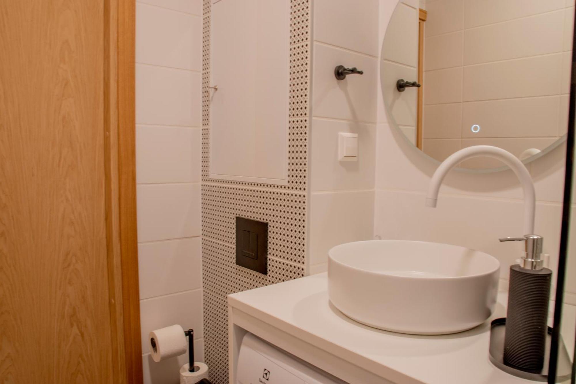 Express Premium Apartments - City Center ตาร์ตู ภายนอก รูปภาพ